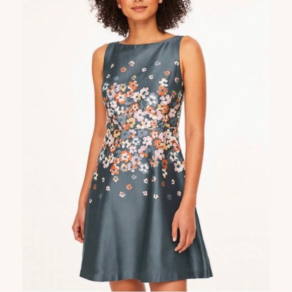🎉HP🎉 LOFT Floral Bateau Neck Dress